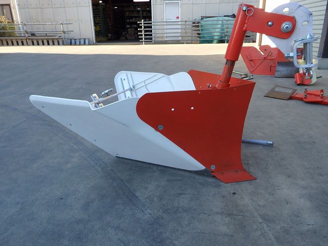 畝たて器 Vカット畝たて機 写真２